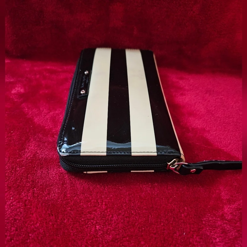 Kate Spade Black and Cream Striped Patent Leather Wallet